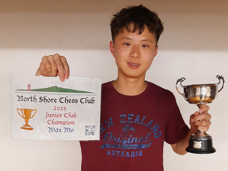 junior Champion: Max Mo
