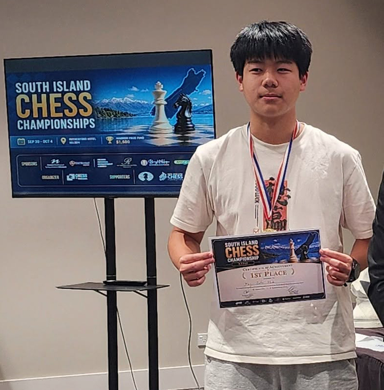 South Island winner, Justin Zhide Wang